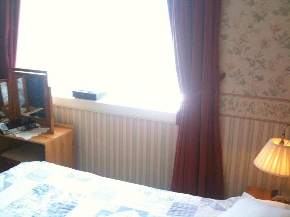 Almond House B&B เอดินบะระ ภายนอก รูปภาพ